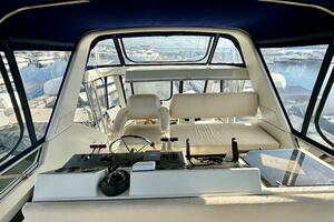 35ft Carver Yacht For Sale