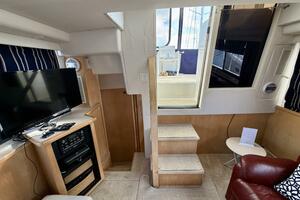 35ft Carver Yacht For Sale