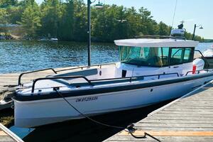28ft Axopar Yacht For Sale