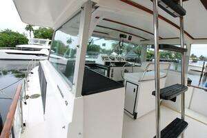 1974 Bertram 42 Motor Yacht thumbnail 4