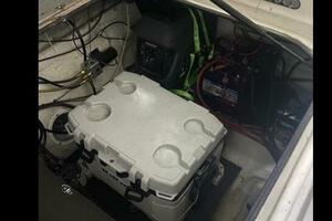 28ft Regal Yacht For Sale