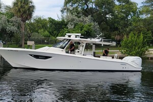 37ft Pursuit Yacht For Sale