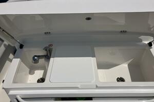 31ft Regulator Yacht For Sale