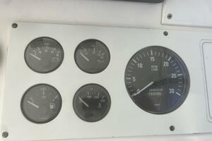 UNREEL 31ft Cabo Yacht For Sale