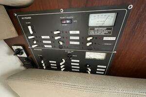 1999 Tiara Yachts 2900 Open thumbnail 26