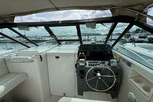 1999 Tiara Yachts 2900 Open thumbnail 22