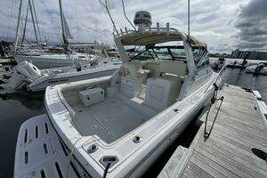1999 Tiara Yachts 2900 Open thumbnail 7