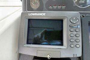 1999 Tiara Yachts 2900 Open thumbnail 19