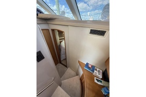 38ft Carver Yacht For Sale