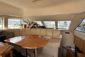 38ft Carver Yacht For Sale