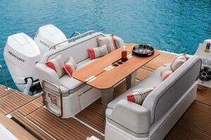 2026 Beneteau Gran Turismo 35 thumbnail 6
