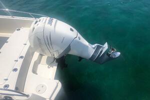 27ft Boston Whaler Yacht For Sale