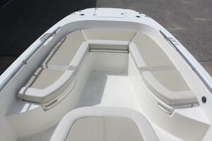 27ft Boston Whaler Yacht For Sale