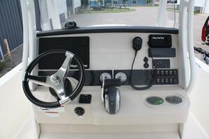 27ft Boston Whaler Yacht For Sale