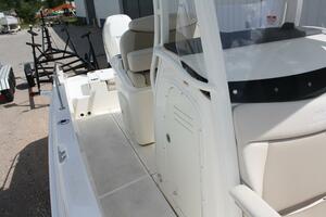 27ft Boston Whaler Yacht For Sale