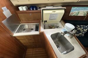 Luna 31ft Hunter Yacht For Sale