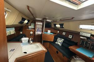 Luna 31ft Hunter Yacht For Sale
