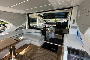 60FT (18.29M) SUNSEEKER
