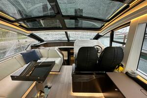 60FT (18.29M) SUNSEEKER