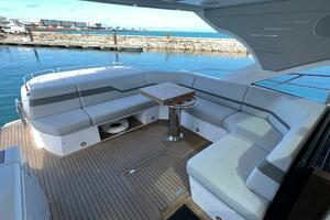 60FT (18.29M) SUNSEEKER