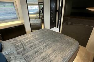 60FT (18.29M) SUNSEEKER