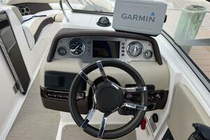 27ft Regal Yacht For Sale