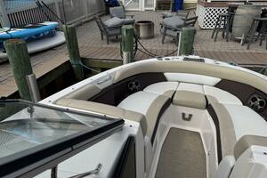27ft Regal Yacht For Sale