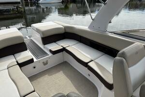 27ft Regal Yacht For Sale