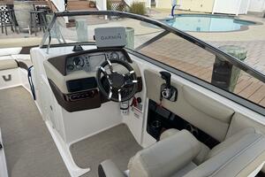 27ft Regal Yacht For Sale