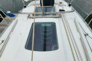 Stravaig 32ft Beneteau Yacht For Sale