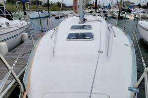 Stravaig 32ft Beneteau Yacht For Sale