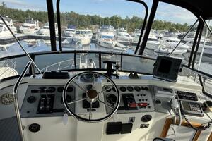 Summer Breeze 38ft Carver Yacht For Sale
