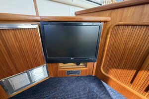 Summer Breeze 38ft Carver Yacht For Sale