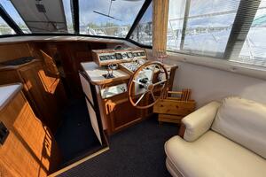 Summer Breeze 38ft Carver Yacht For Sale