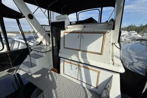 Summer Breeze 38ft Carver Yacht For Sale