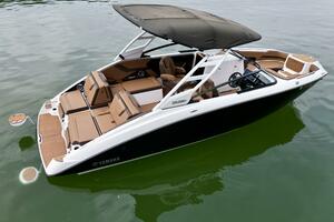 25ft Yamaha Boats Yacht For Sale