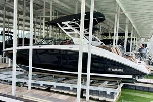 25ft Yamaha Boats Yacht For Sale