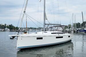 Shatzi 41ft Jeanneau Yacht For Sale