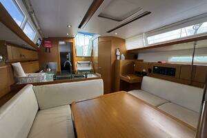 2018 Jeanneau Sun Odyssey 389 thumbnail 35
