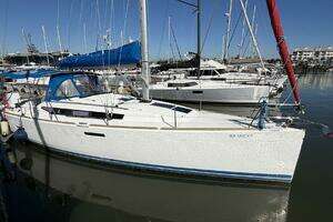 2018 Jeanneau Sun Odyssey 389 thumbnail 1