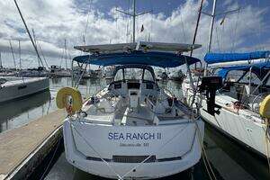 2018 Jeanneau Sun Odyssey 389 thumbnail 6