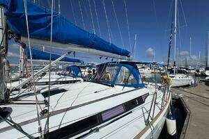 2018 Jeanneau Sun Odyssey 389 thumbnail 5