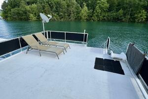 68ft Aqua Chalet Yacht For Sale
