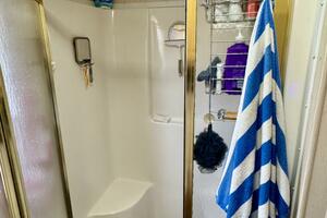 68ft Aqua Chalet Yacht For Sale