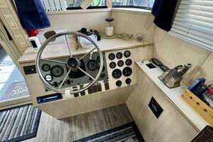 68ft Aqua Chalet Yacht For Sale