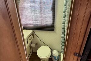 Summer Breeze 37ft Gibson Yacht For Sale