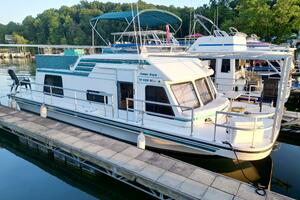 Summer Breeze 37ft Gibson Yacht For Sale