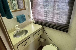 Summer Breeze 37ft Gibson Yacht For Sale