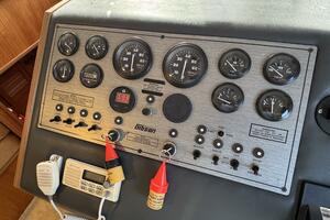 Summer Breeze 37ft Gibson Yacht For Sale