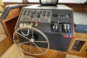 Summer Breeze 37ft Gibson Yacht For Sale